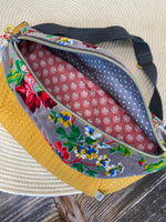 Lade das Bild in den Galerie-Viewer, kleine Crossbag „Tasche voll Glück“
